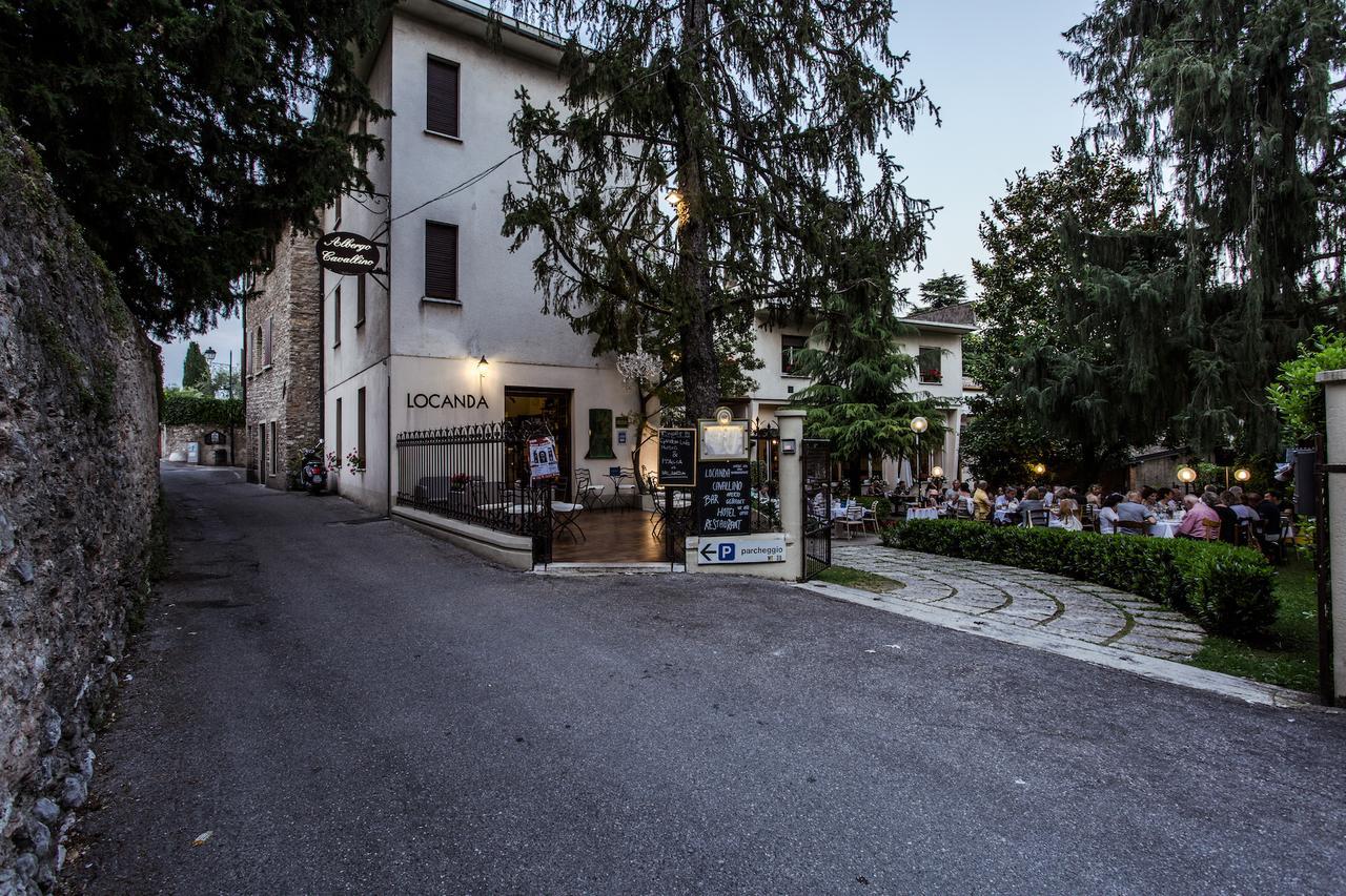 Albergo Locanda Cavallino トスコラーノ・マデルノ エクステリア 写真